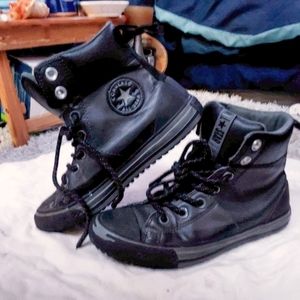 ALL BLACK CONVERSE ALL STARS HI-TOP SHOES SIZE 3Y